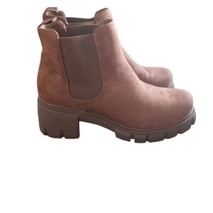 Soda Brown Lug Boot